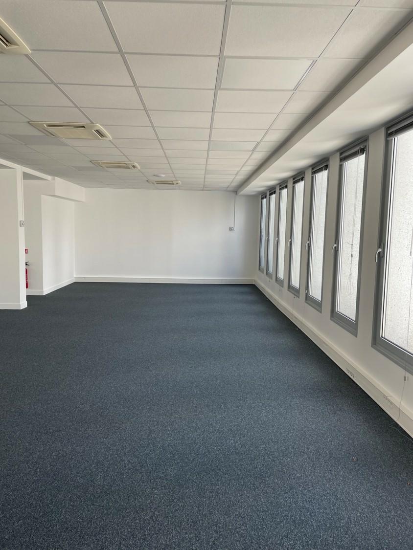 Bureau Paris 1027m² Location bureau Paris OLBUR2104697 4